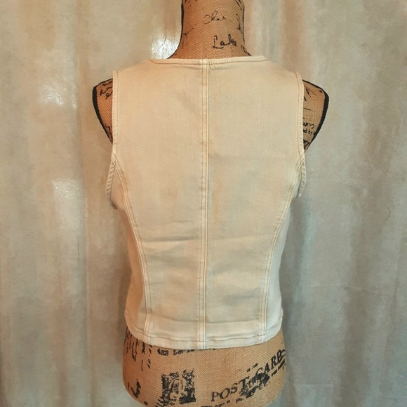 NWT - RISEN Stretch Denim Khaki Tan Crop Vest Button Front Size M - Picture 3 of 13